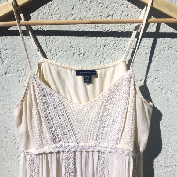 American Eagle Outfitters Tops - 💙 AEO Cream Tank Crop Medium Camisole
